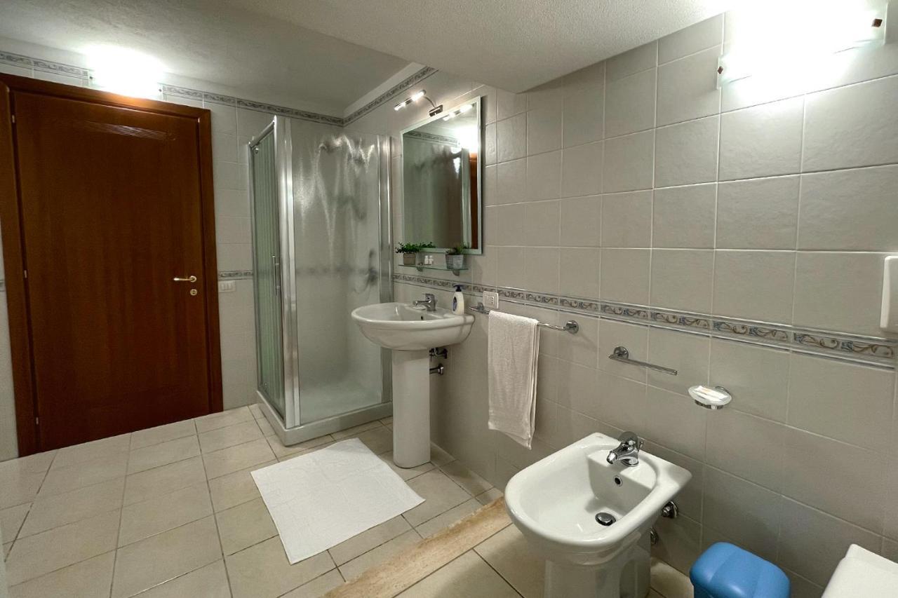 Aristanis Home Vacation Apartment Οριστάνο Εξωτερικό φωτογραφία