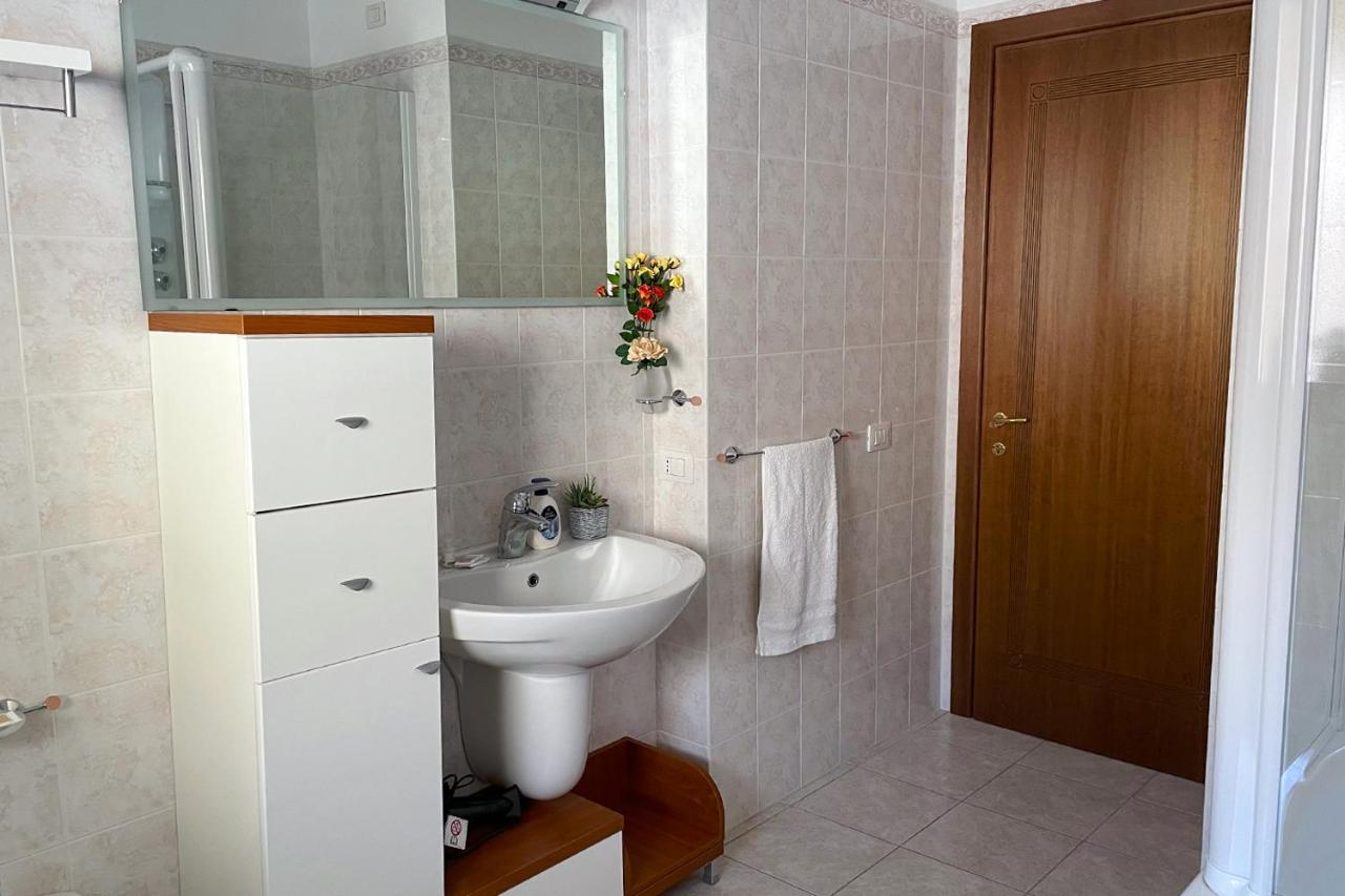 Aristanis Home Vacation Apartment Οριστάνο Εξωτερικό φωτογραφία