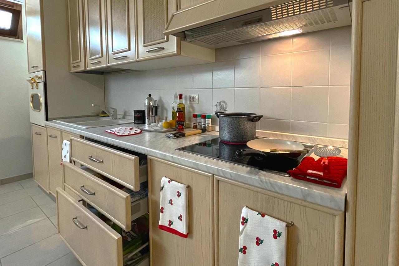 Aristanis Home Vacation Apartment Οριστάνο Εξωτερικό φωτογραφία