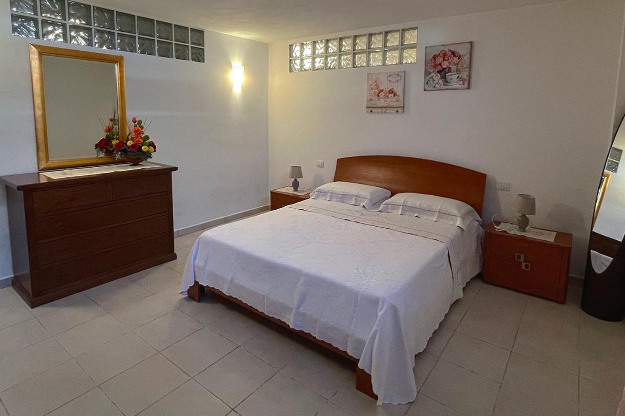 Aristanis Home Vacation Apartment Οριστάνο Εξωτερικό φωτογραφία