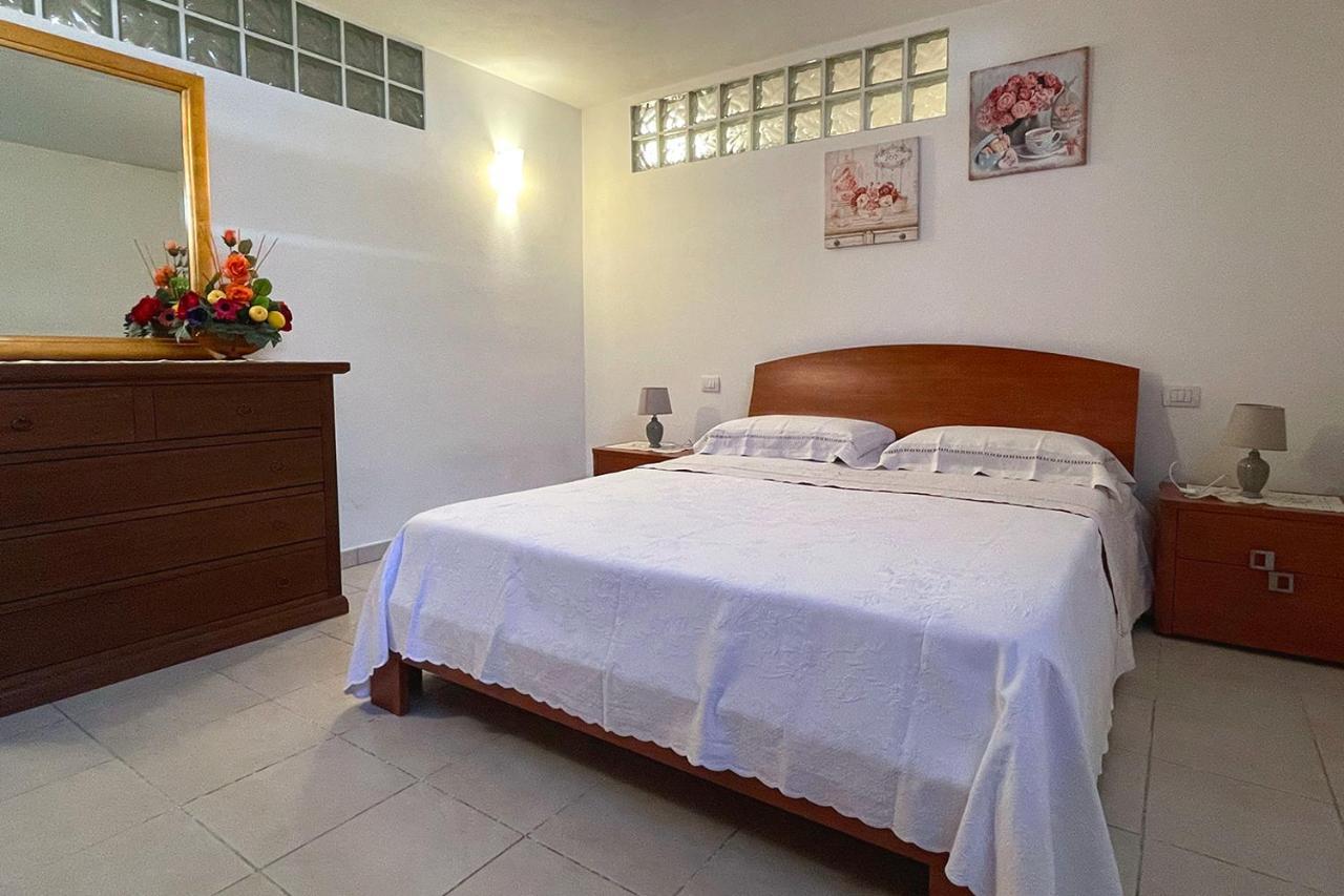Aristanis Home Vacation Apartment Οριστάνο Εξωτερικό φωτογραφία