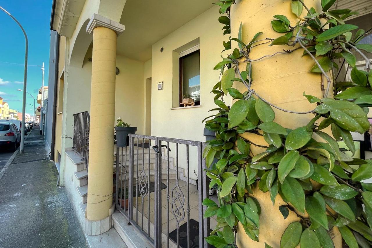 Aristanis Home Vacation Apartment Οριστάνο Εξωτερικό φωτογραφία